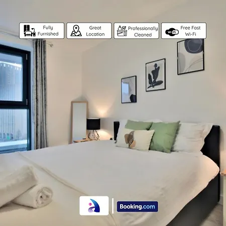 Modern 2 Bed, 2 Bath Apt With Ensuite By Avalora Short Lets & Serviced Accommodation Salford With Balcony, Near Tram Stop Salford Quays Manchester Buitenkant foto